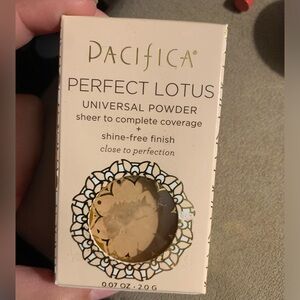 Pacifica Perfect Lotus Universal Powder